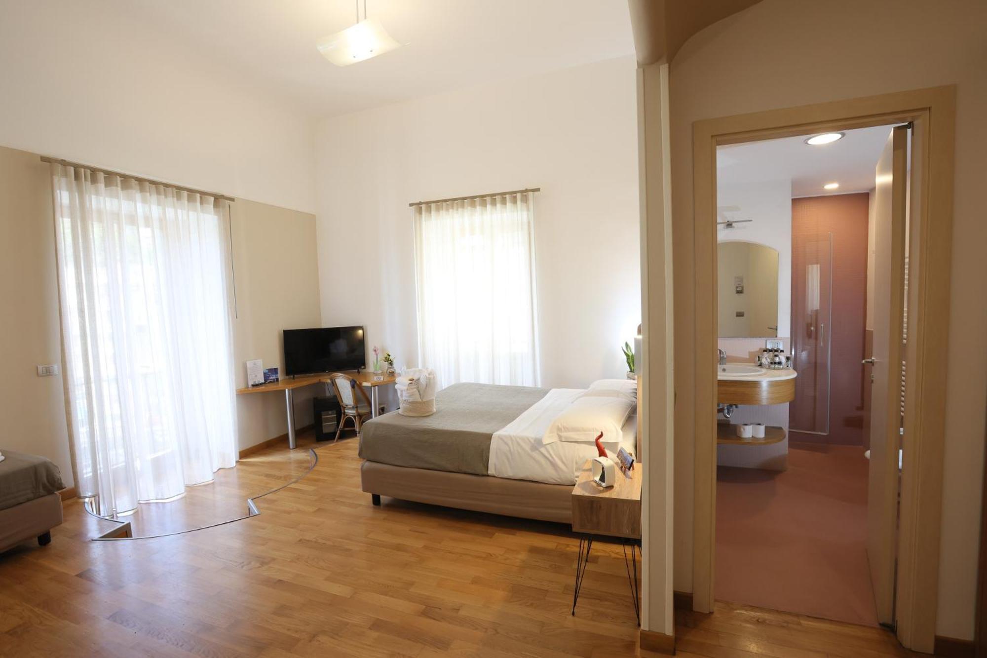 Lungomare Suite & Spa 那不勒斯 外观 照片